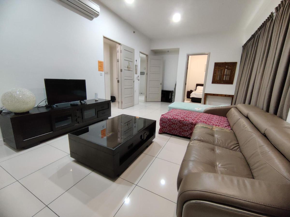 My Daily Homestay - Miri Times Square Екстериор снимка