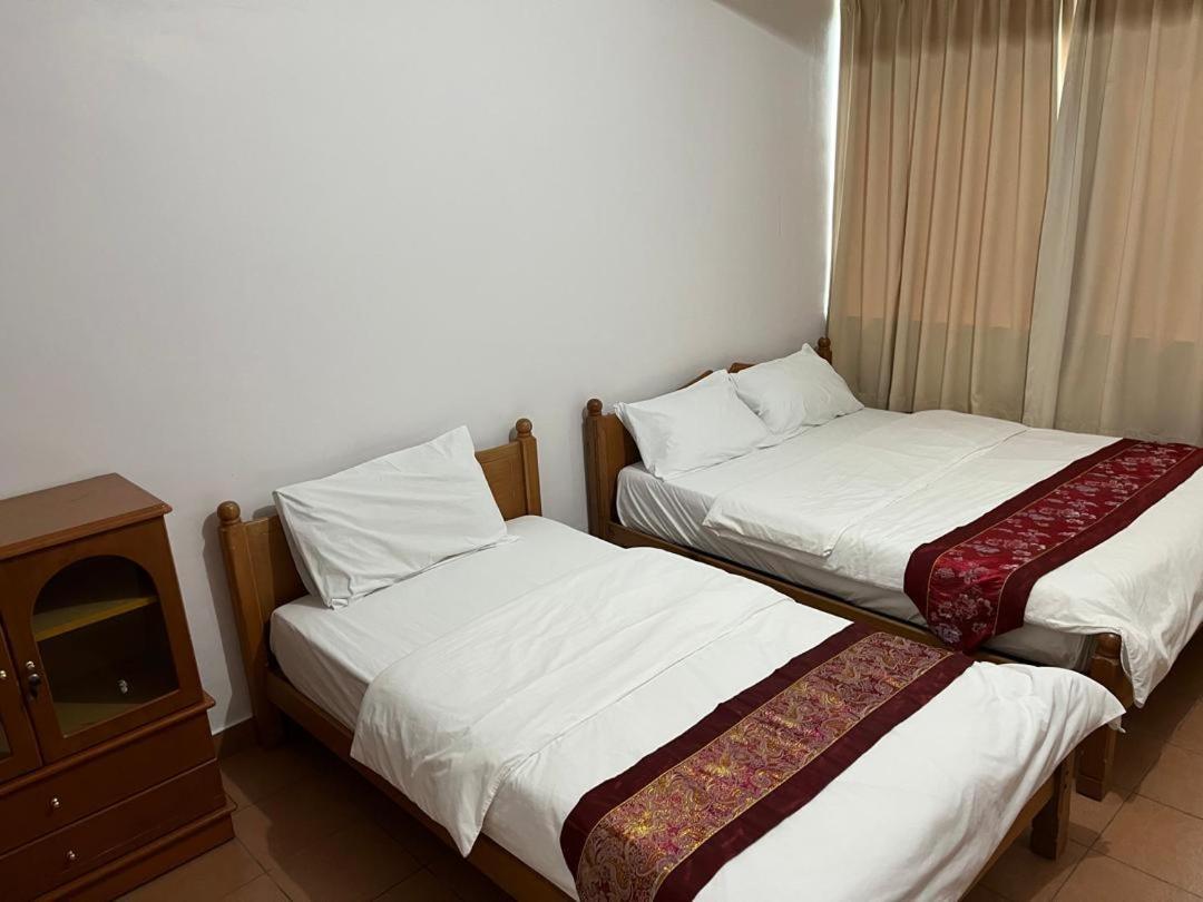 My Daily Homestay - Miri Times Square Стая снимка