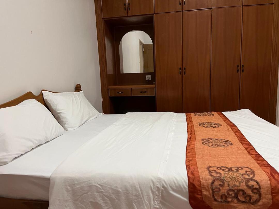 My Daily Homestay - Miri Times Square Стая снимка