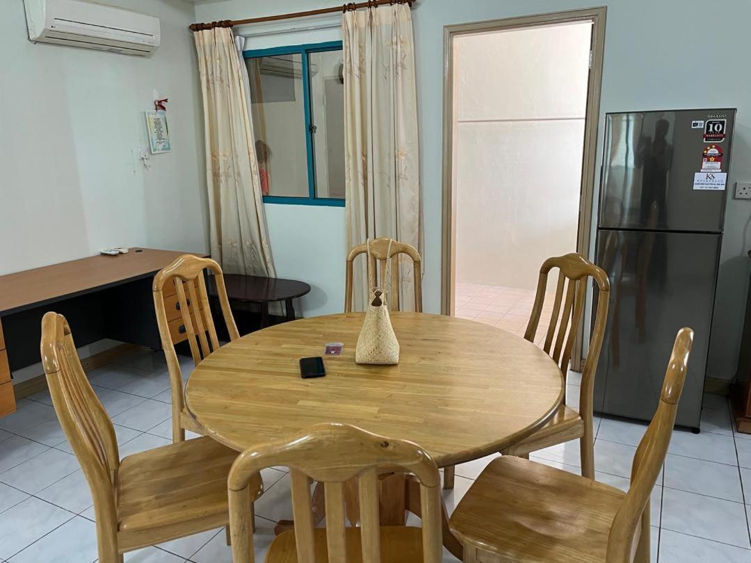 My Daily Homestay - Miri Times Square Стая снимка